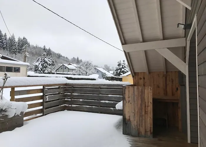Le Grand Sapin. Maison Au Calme Proche Commerces